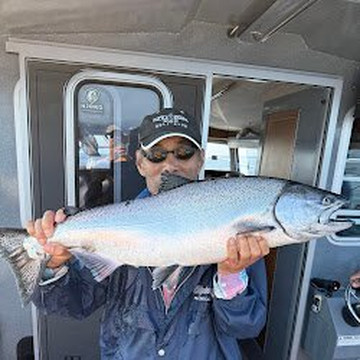 Salmon Seekers Fishing
