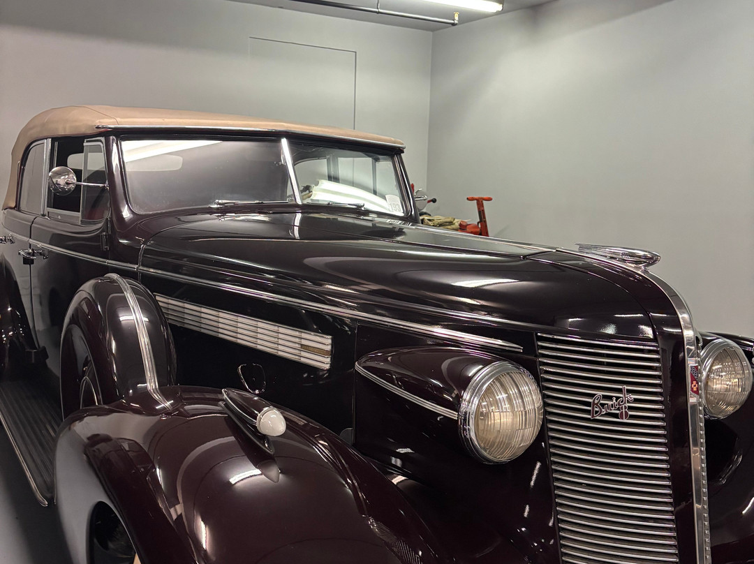 Canadian Automotive Museum-奥沙瓦必去景点