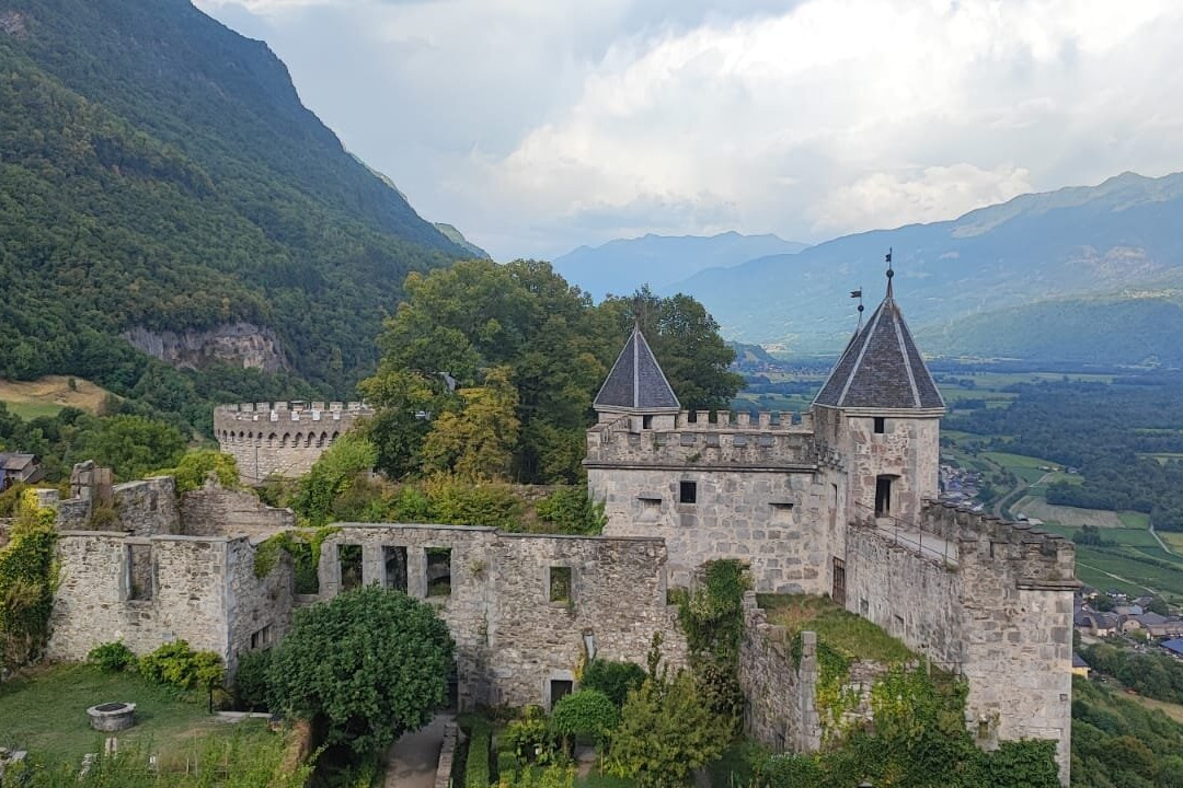 Chateau de Miolans-Saint-Pierre d Albigny必去景点