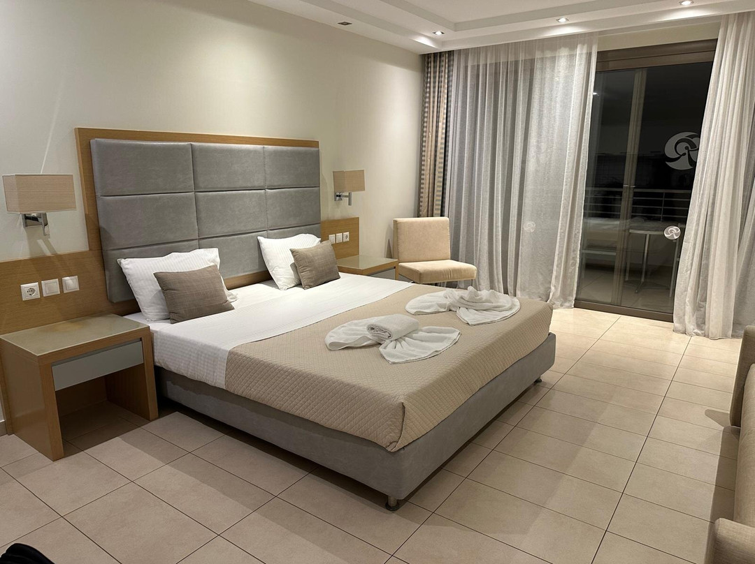 Skiathos Premier Hotel主图