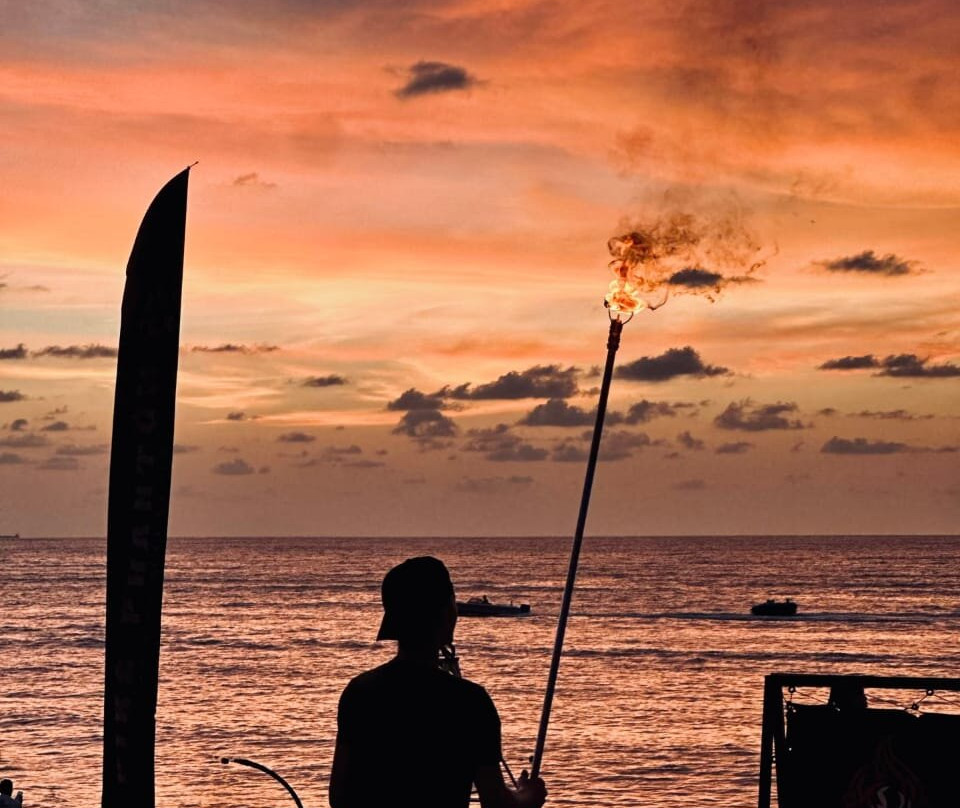 Ferringhi Bay-峇都丁宜必去景点