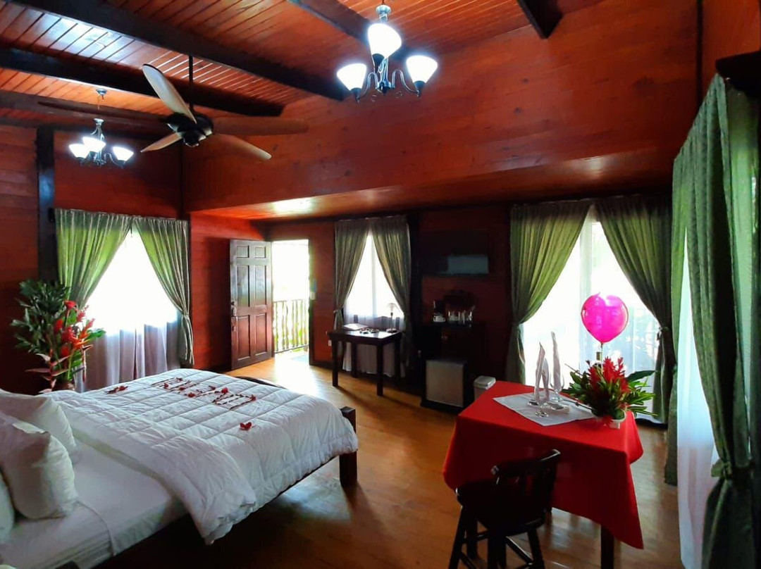 Blue River Resort & Hot Springs主图