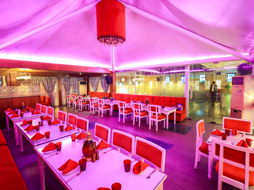 皇家克里夫酒店主图