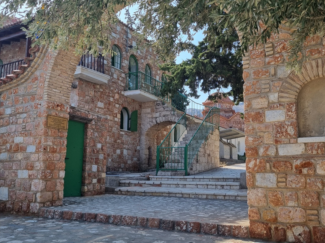 St. Ephraim Monastery-Nea Makri必去景点