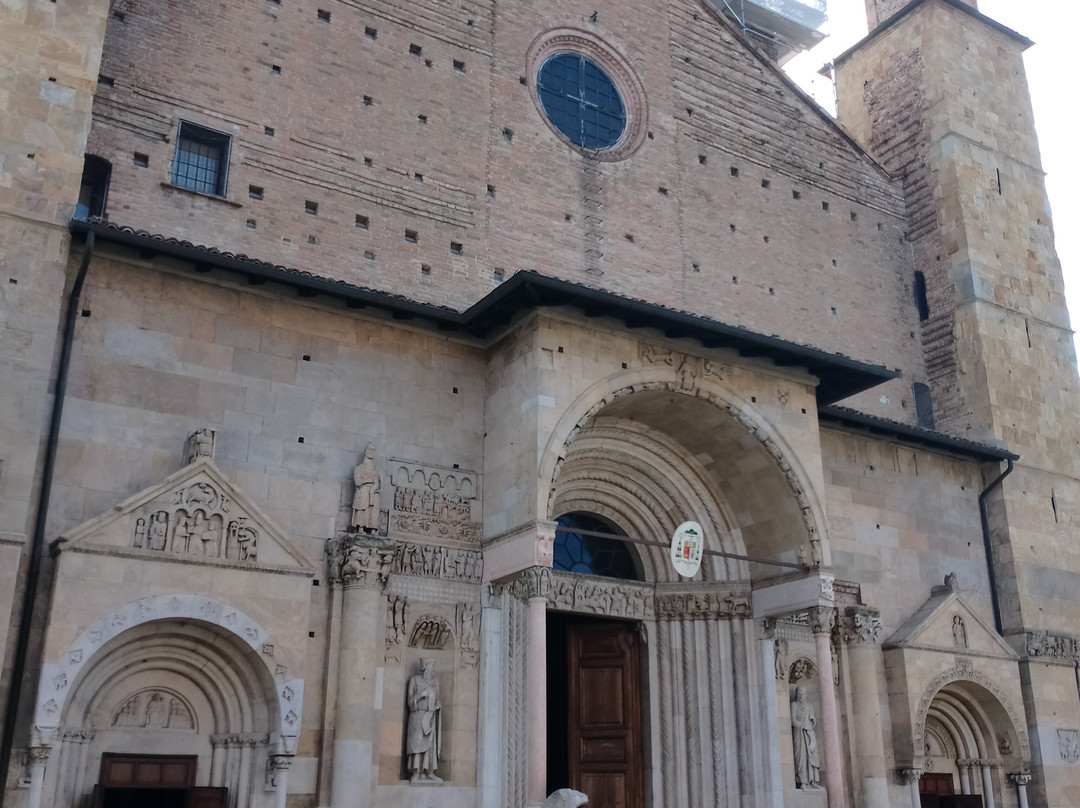 Duomo di Fidenza-菲登扎必去景点