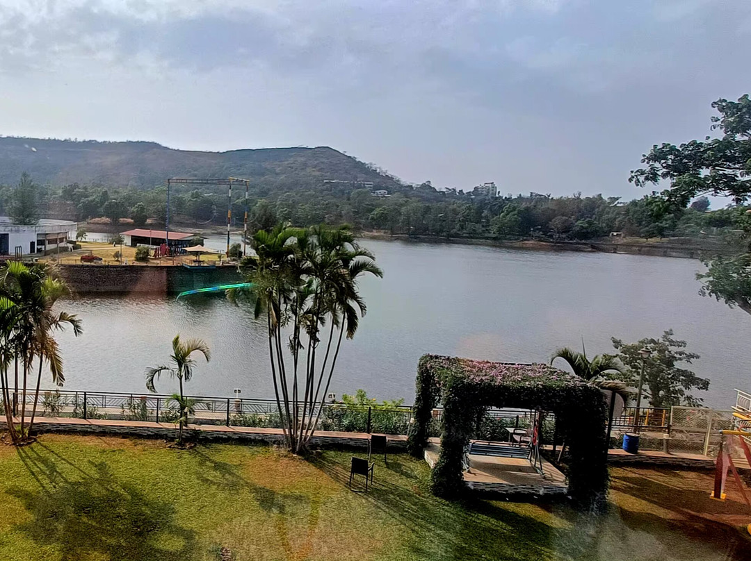 Savshanti Lake Resort主图