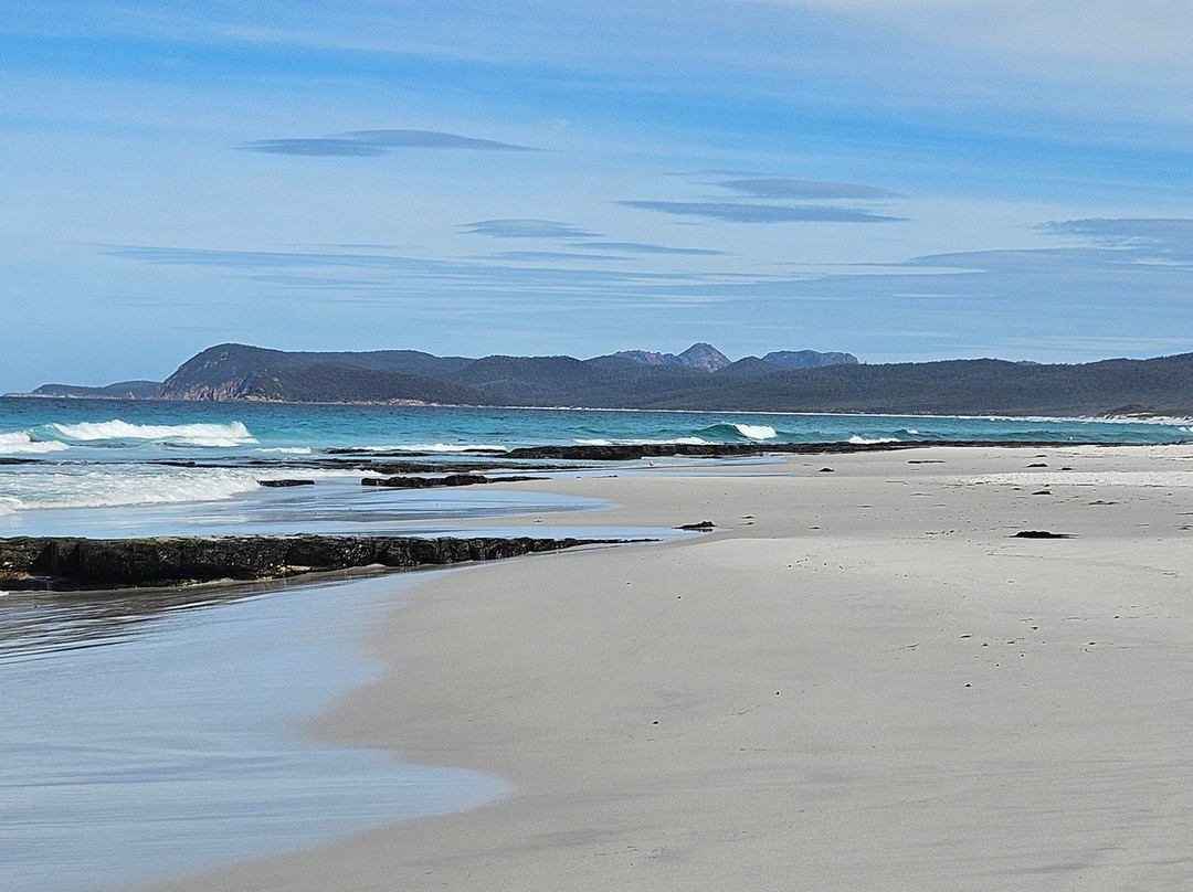 Friendly Beaches-科尔斯湾必去景点