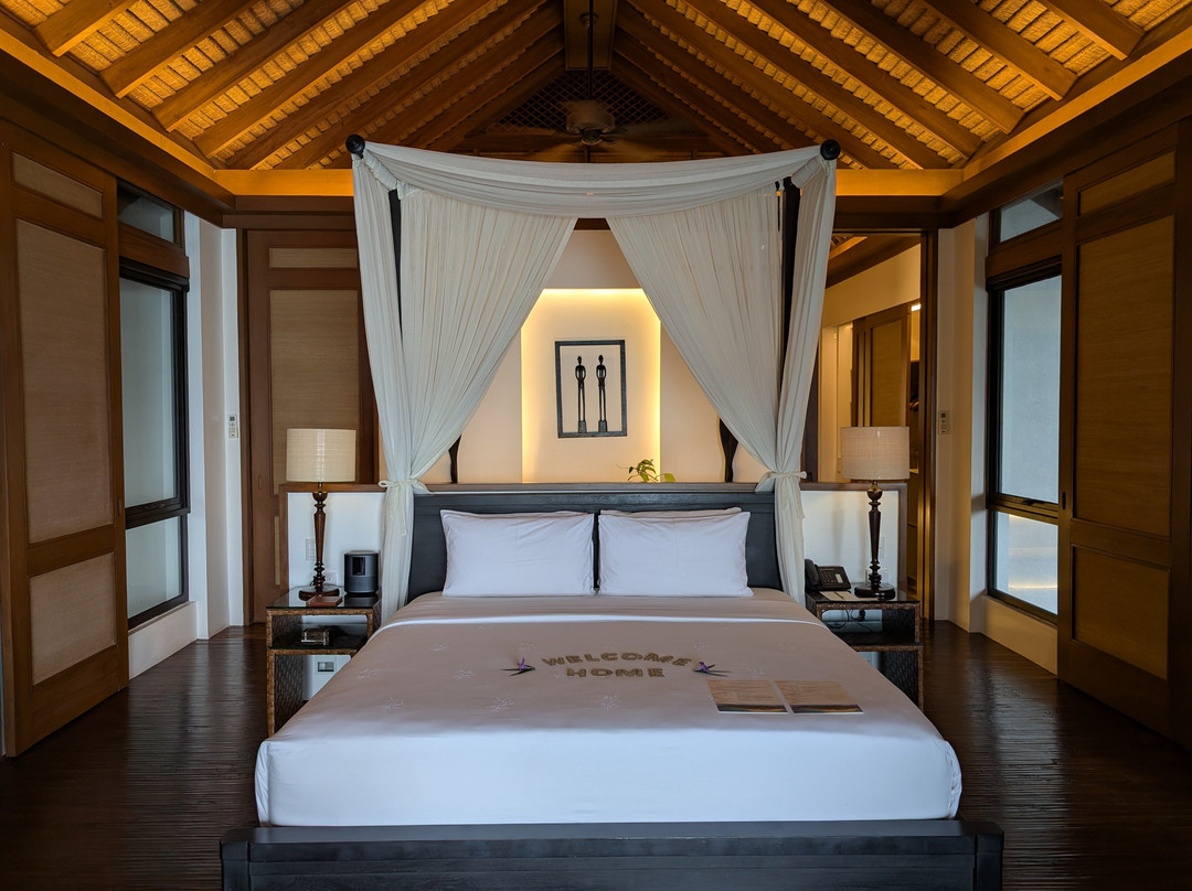 潘古拉西安岛艾尔尼多度假村主图