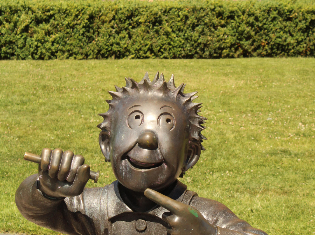 OOR Wullie Bronze Statue-敦提必去景点