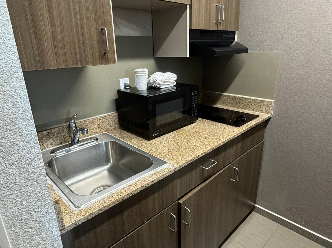 Rodeway Inn Fishers Indianapolis