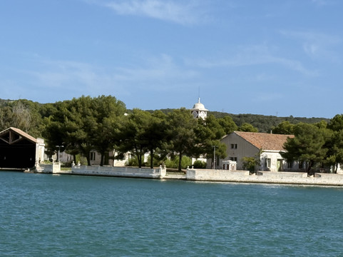 Yellow Catamarans-Mahon必去景点