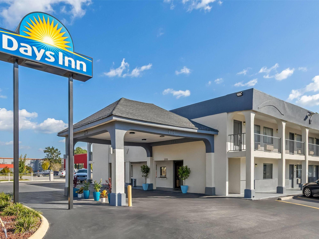 Days Inn by Wyndham Goose Creek