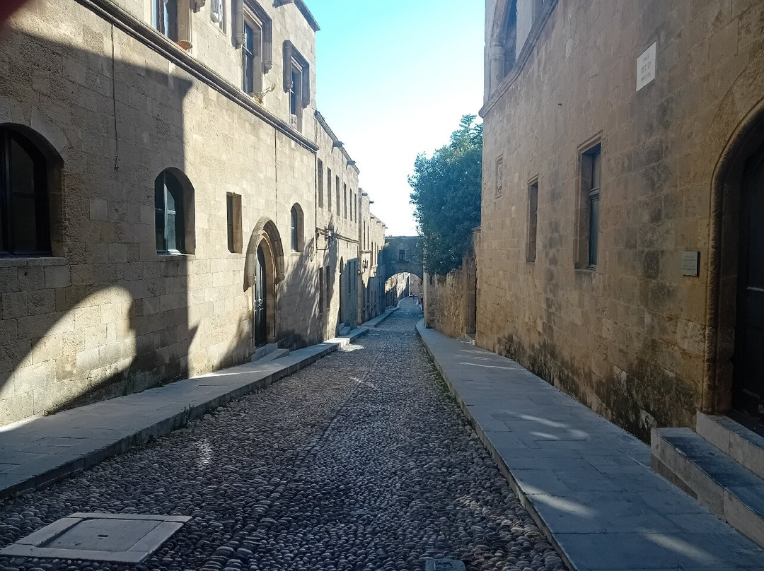 Street of the Knights-罗德城必去景点