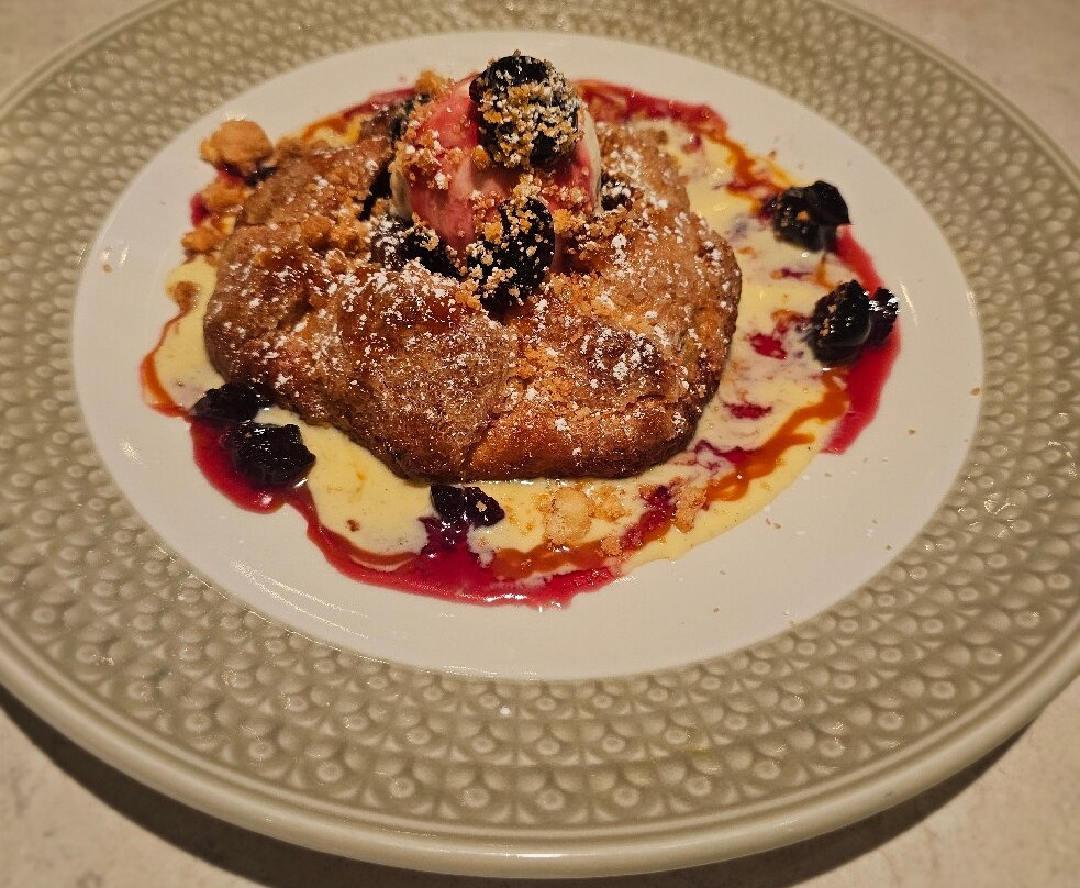 Piccolo Buco by Cooper's Hawk