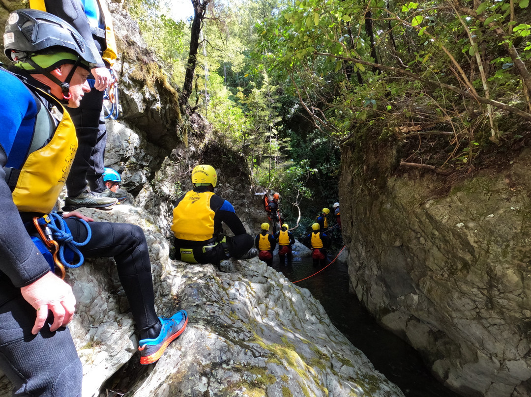 Big Rock Adventures-杰拉尔丁必去景点
