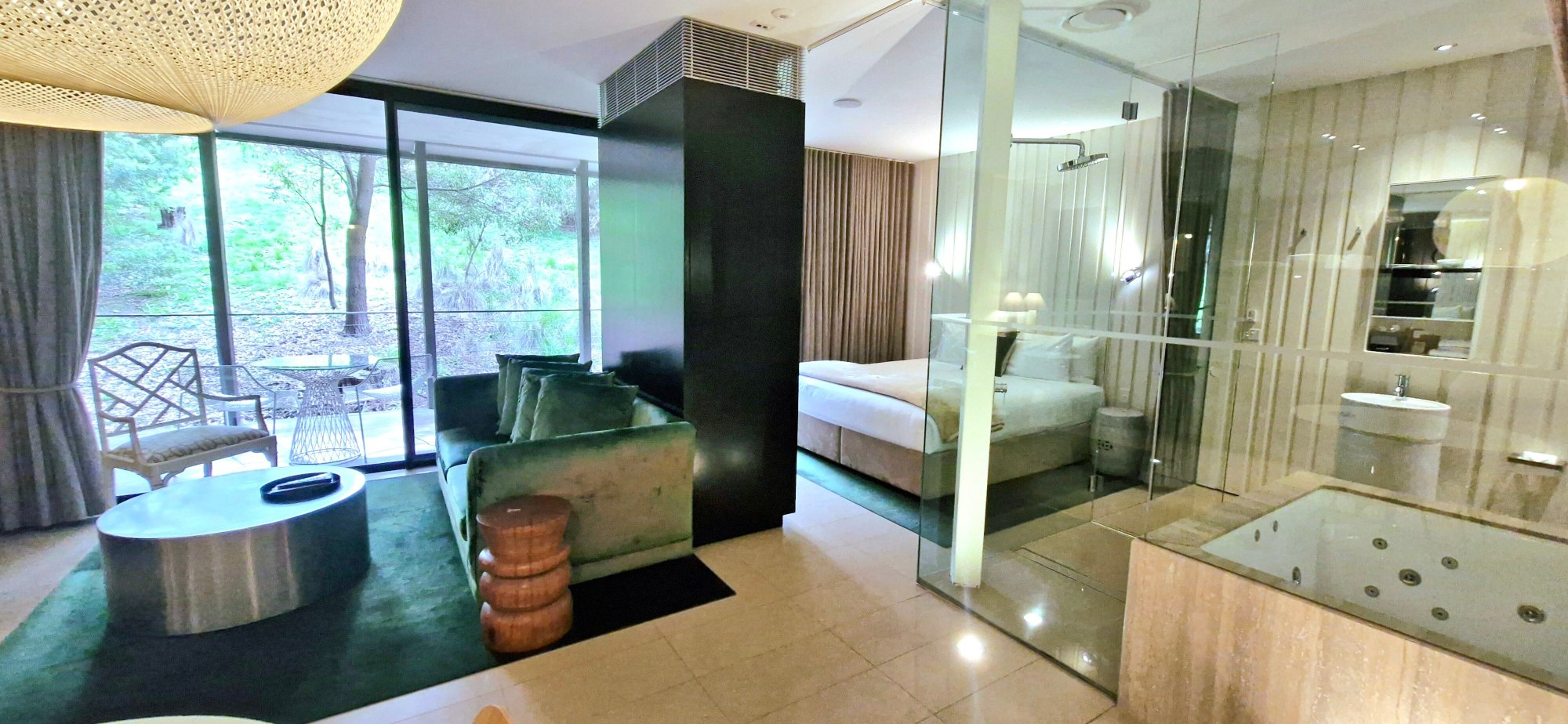 Hepburn at Hepburn-官方