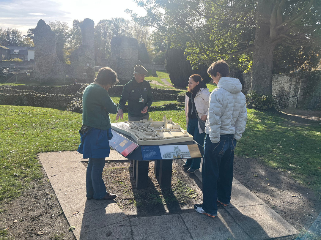Bury St Edmunds Tour Guides-圣埃德蒙兹伯里必去景点