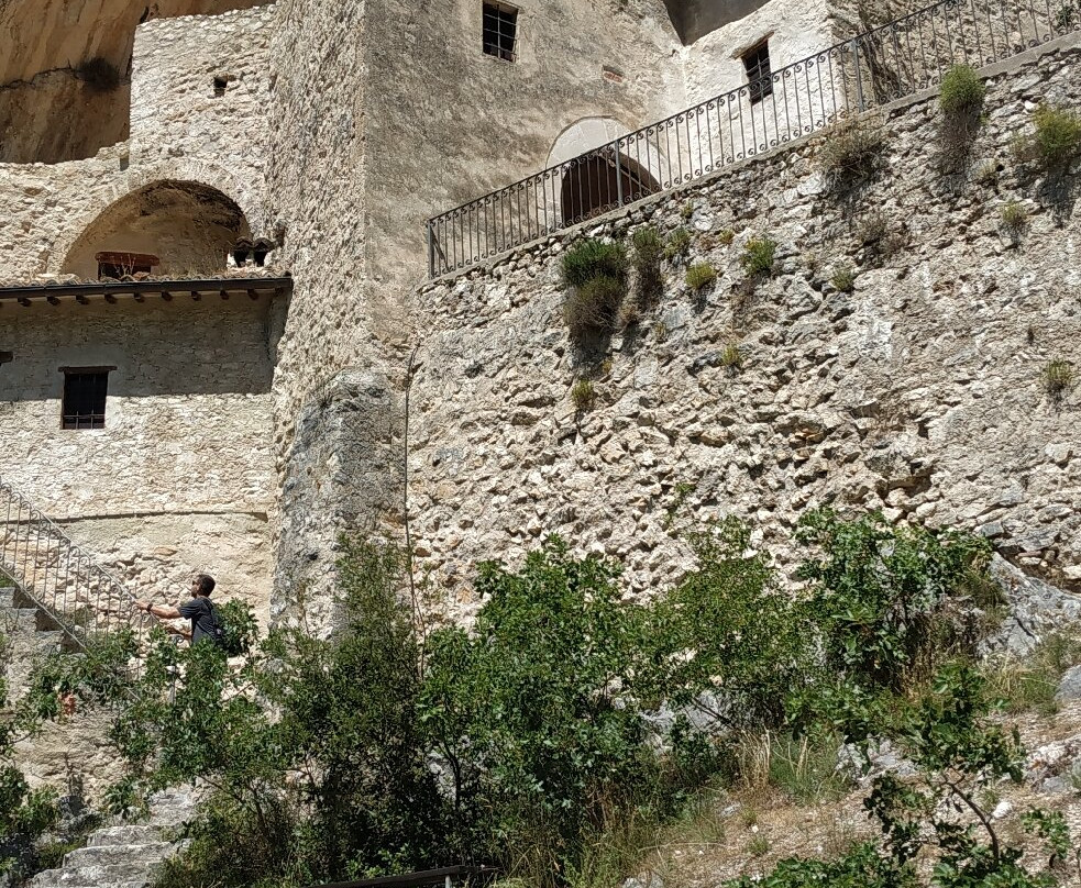 Eremo Santa Maria Giacobbe-福利尼奥必去景点