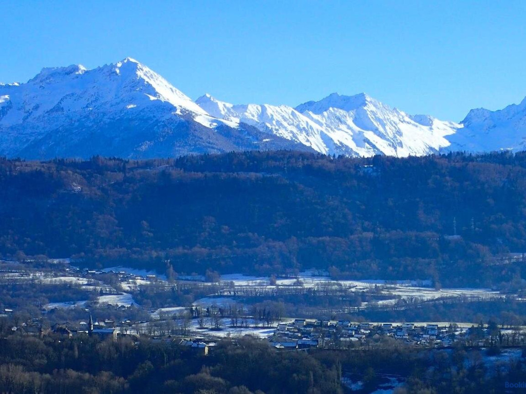 Cruet酒店住宿-Le Belvédère : Chambres Et Table D'hôtes