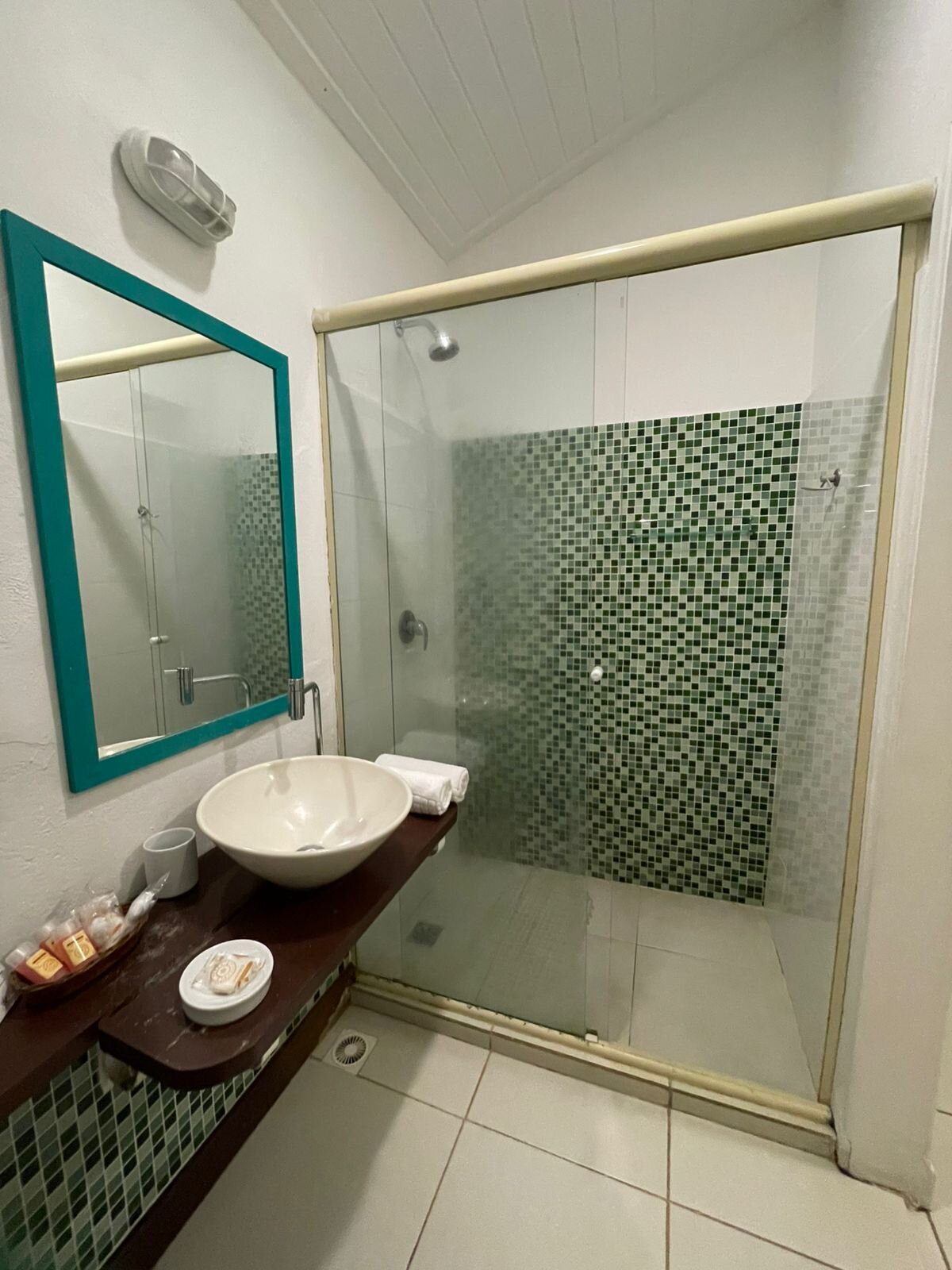 Pousada Bucaneiro-浴室