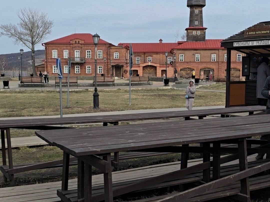 The building of the lower trade school and fire wagon-Sviyazhsk必去景点