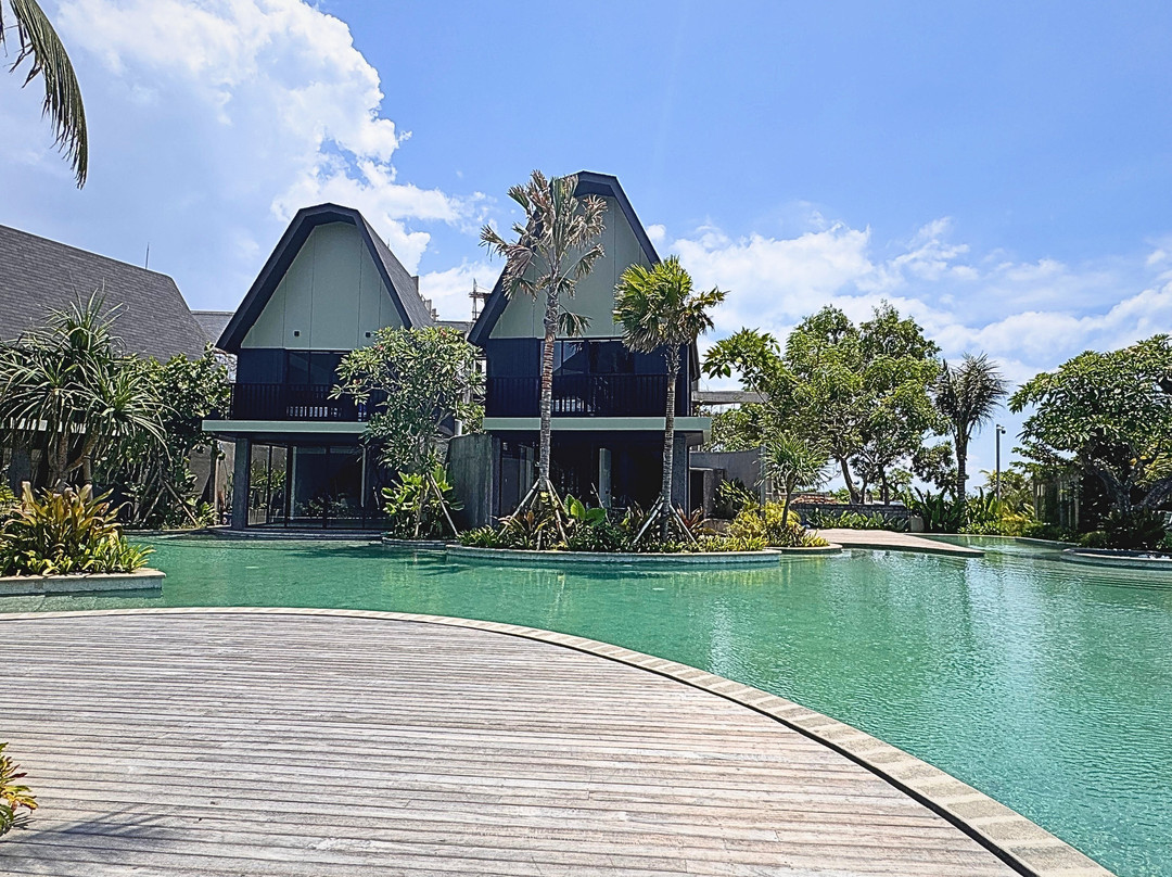 Quenzo Beach Resort