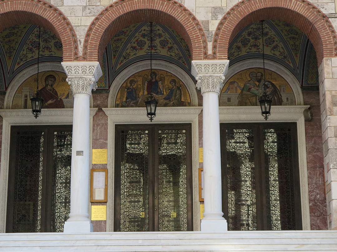 Ieros Naos Agia Triada-比雷埃夫斯必去景点