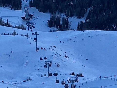 Club Esse Pila 2000主图