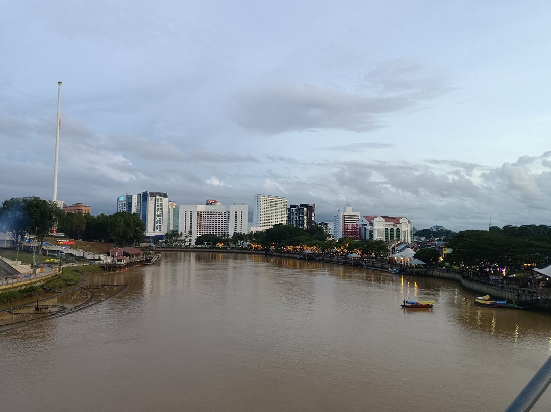 Darul Hana Bridge-古晋必去景点