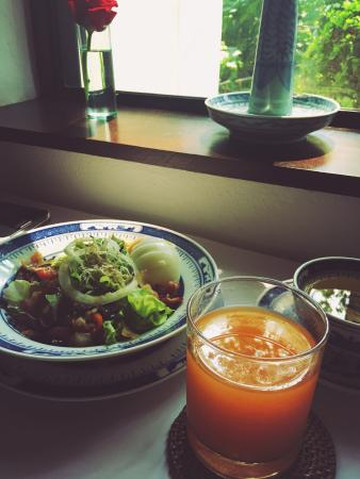 拉差曼哈酒店主图