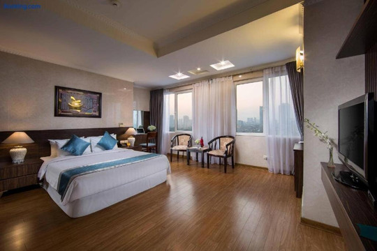 Danly Hotel 24 Dao Tan HN - by BAY LUXURY
