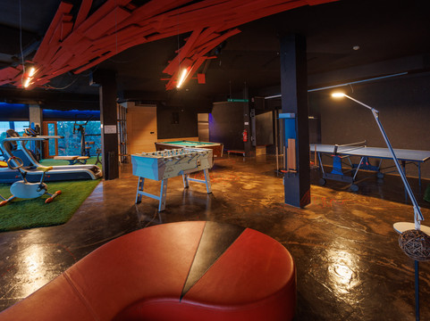 普力马露娜安比特酒店主图