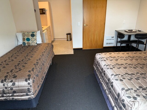 海军上将苑汽车旅馆公寓主图