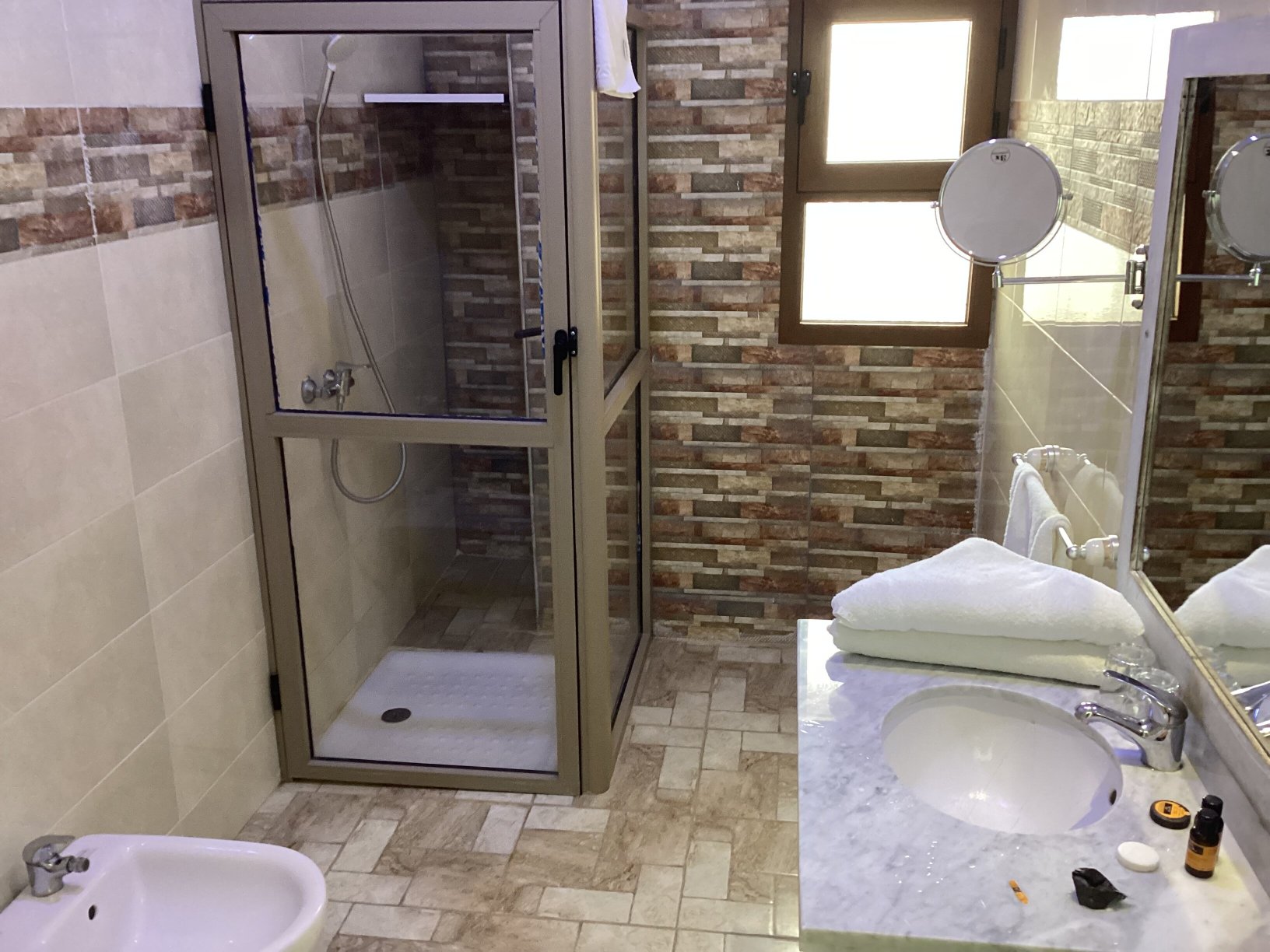 Kasbah Tizimi-浴室