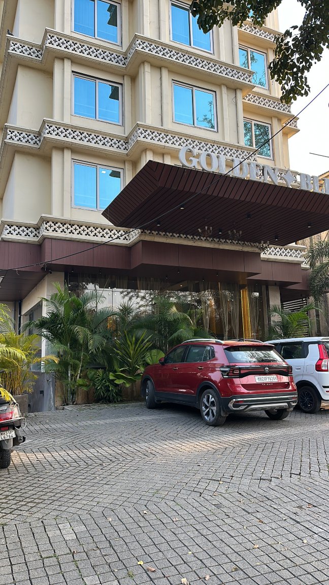 Treebo 高级金色幸福特里穆尔蒂广场-官方