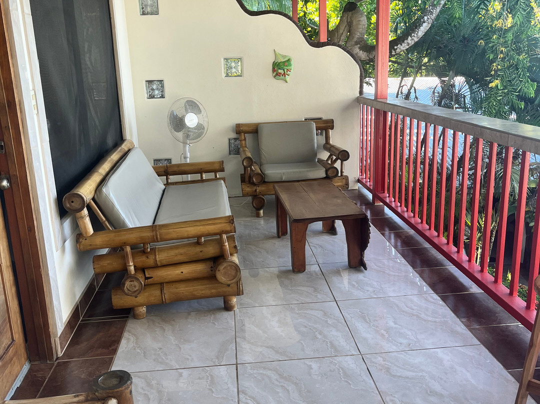 希门尼斯小屋酒店主图