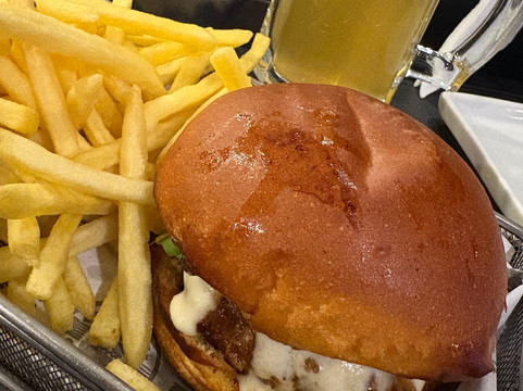 ZuHause Bier NanoCervejaria-Miguel Pereira必去景点