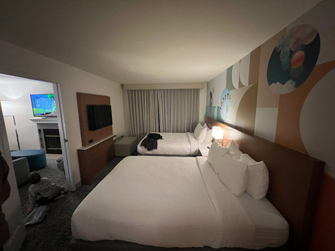 阿纳海姆克莱门汀套房酒店主图