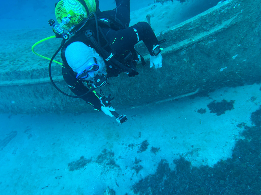 Manta Diving Lanzarote-卡门港必去景点