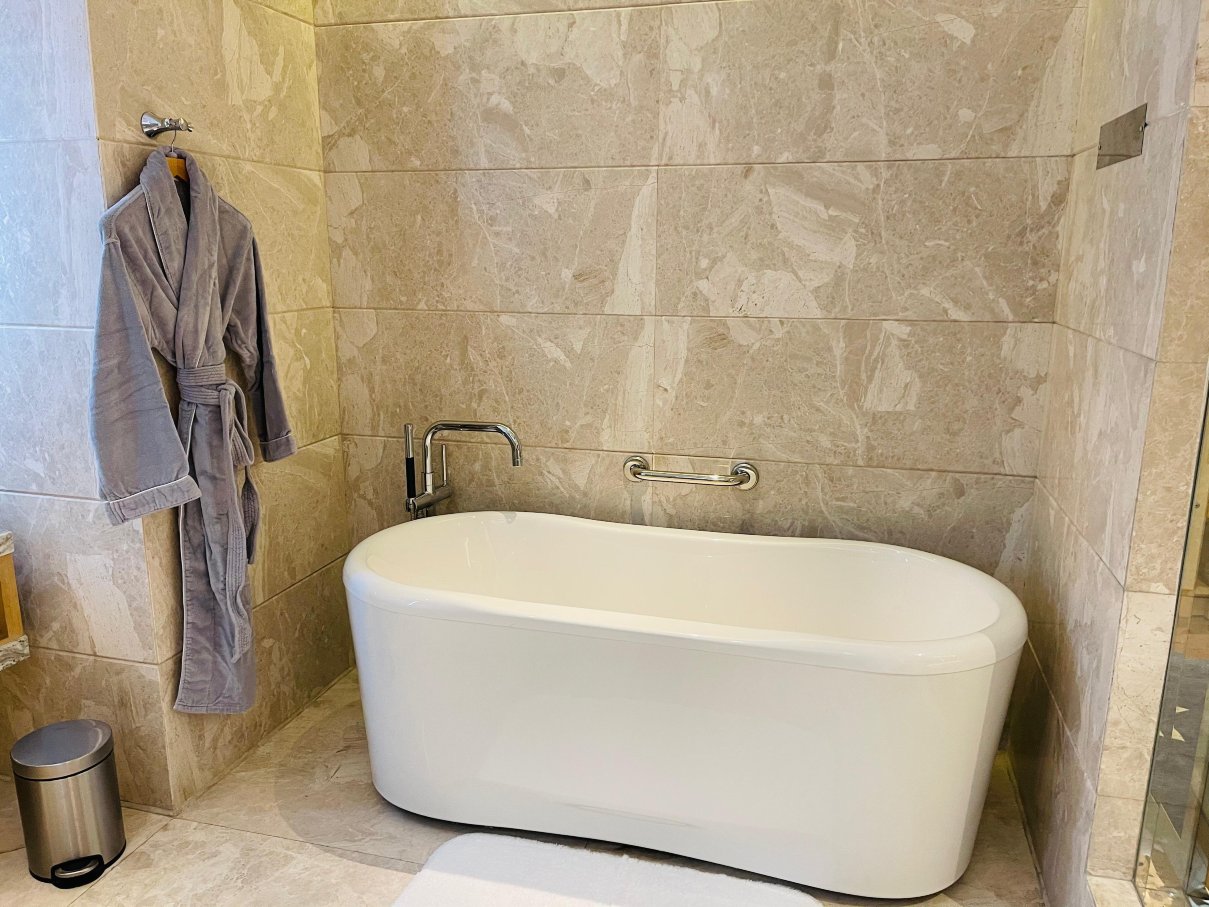 达卡古尔山万丽酒店-浴室