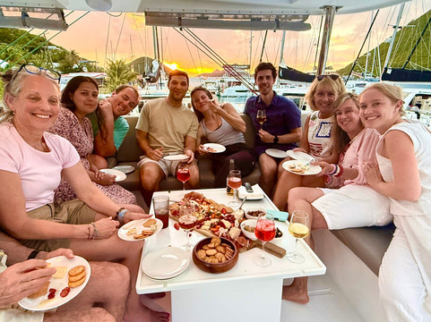 Voyage Charters-托土拉必去景点