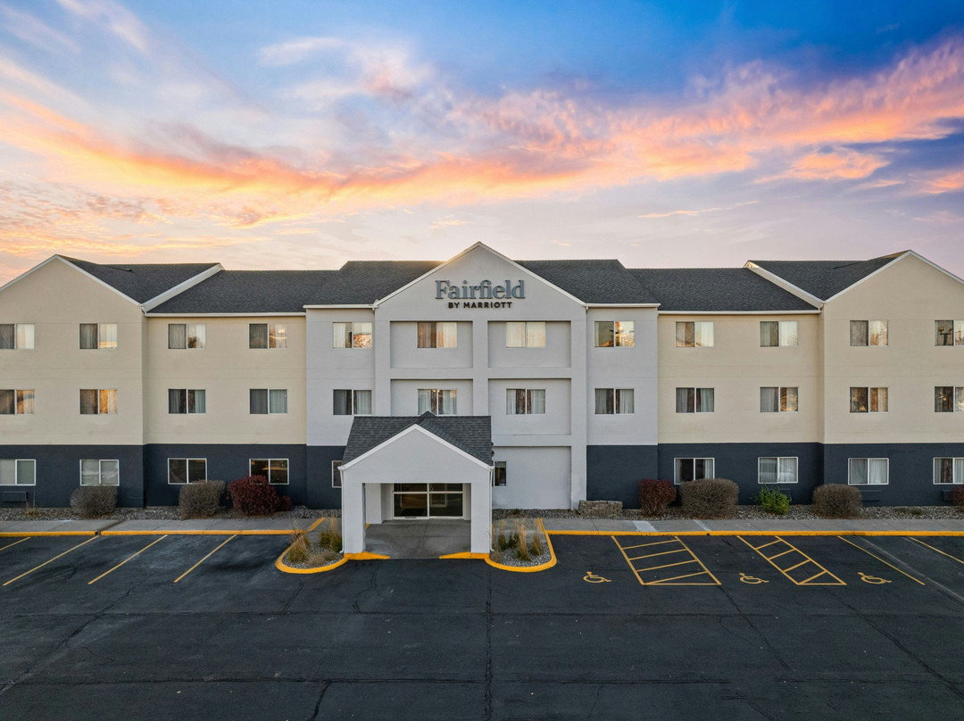 比灵斯万枫酒店