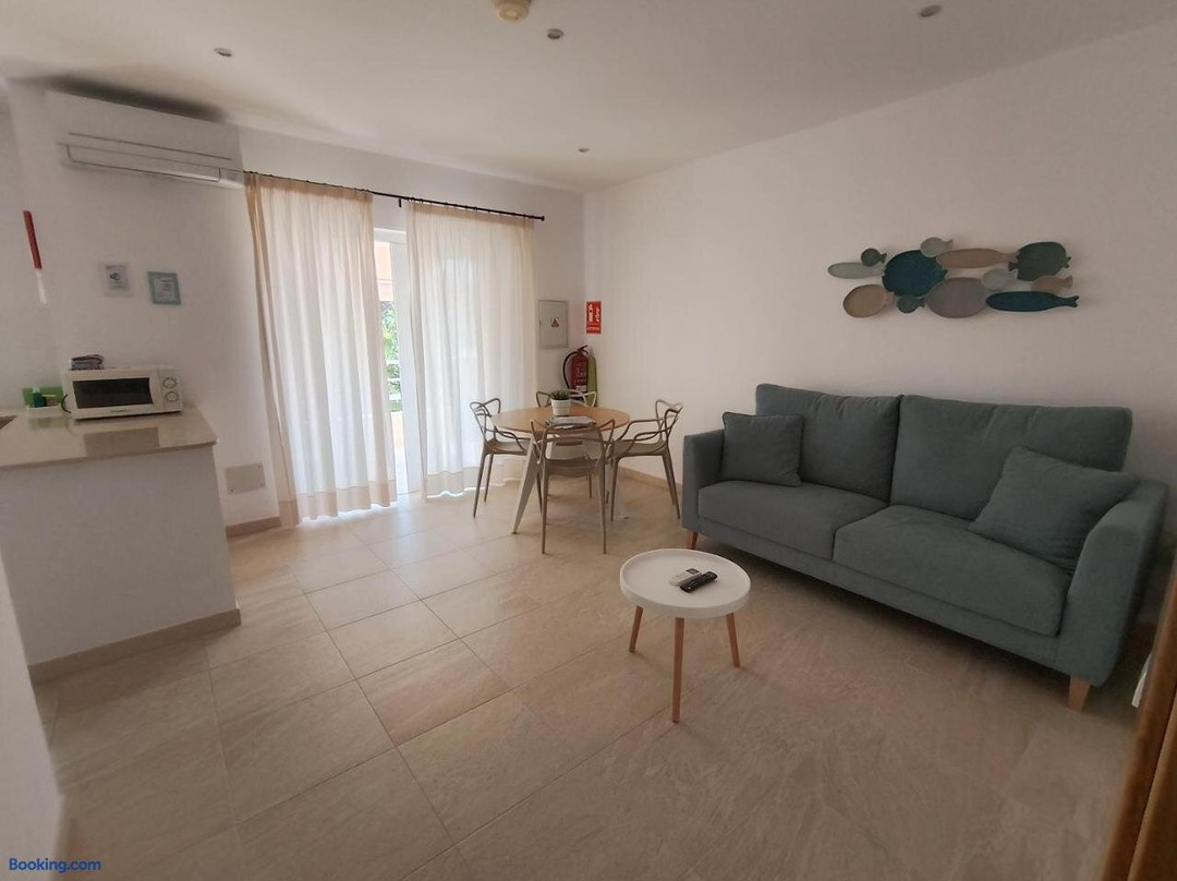 Apartamentos Rayma I-II-III