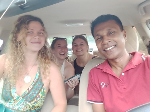 Blue Ceylon Ride And Tours-阿努拉德普勒圣城必去景点