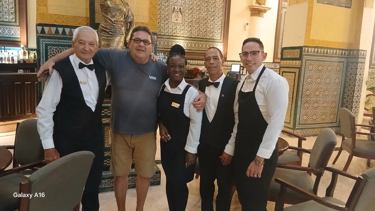 Hotel Inglaterra-官方