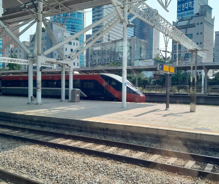 KTX (Korea Train Express)-首尔必去景点