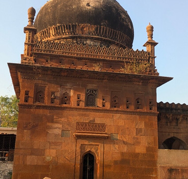 Badami Cave Temples-Badami必去景点