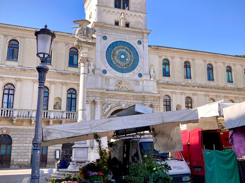 Piazza dei Signori-帕多瓦必去景点
