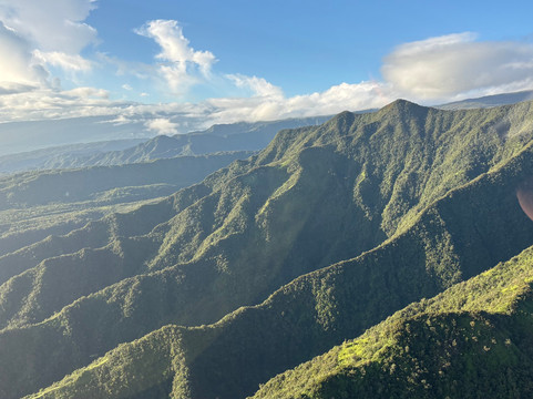 Corail Helicopteres-留尼旺圣皮耶必去景点
