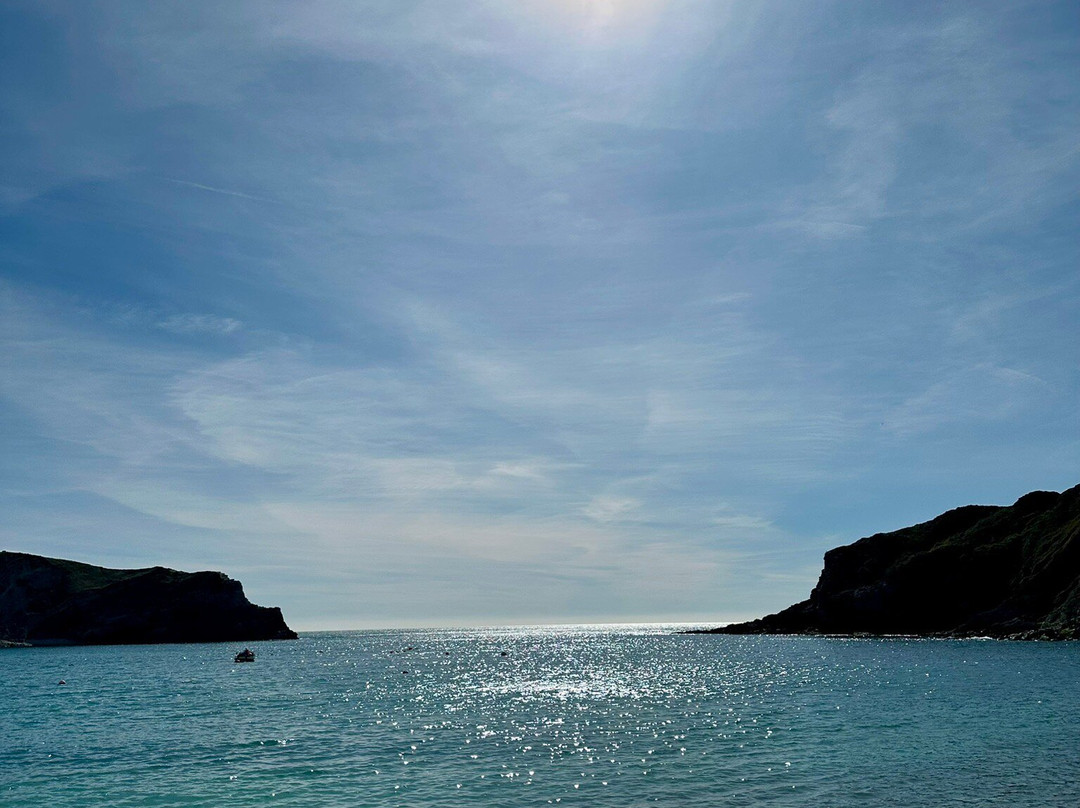 石灰石酒店主图